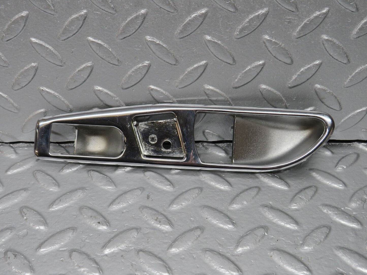 40009 Mercedes-Benz R107 350SL Interior Door Handle Chrome Surround Right