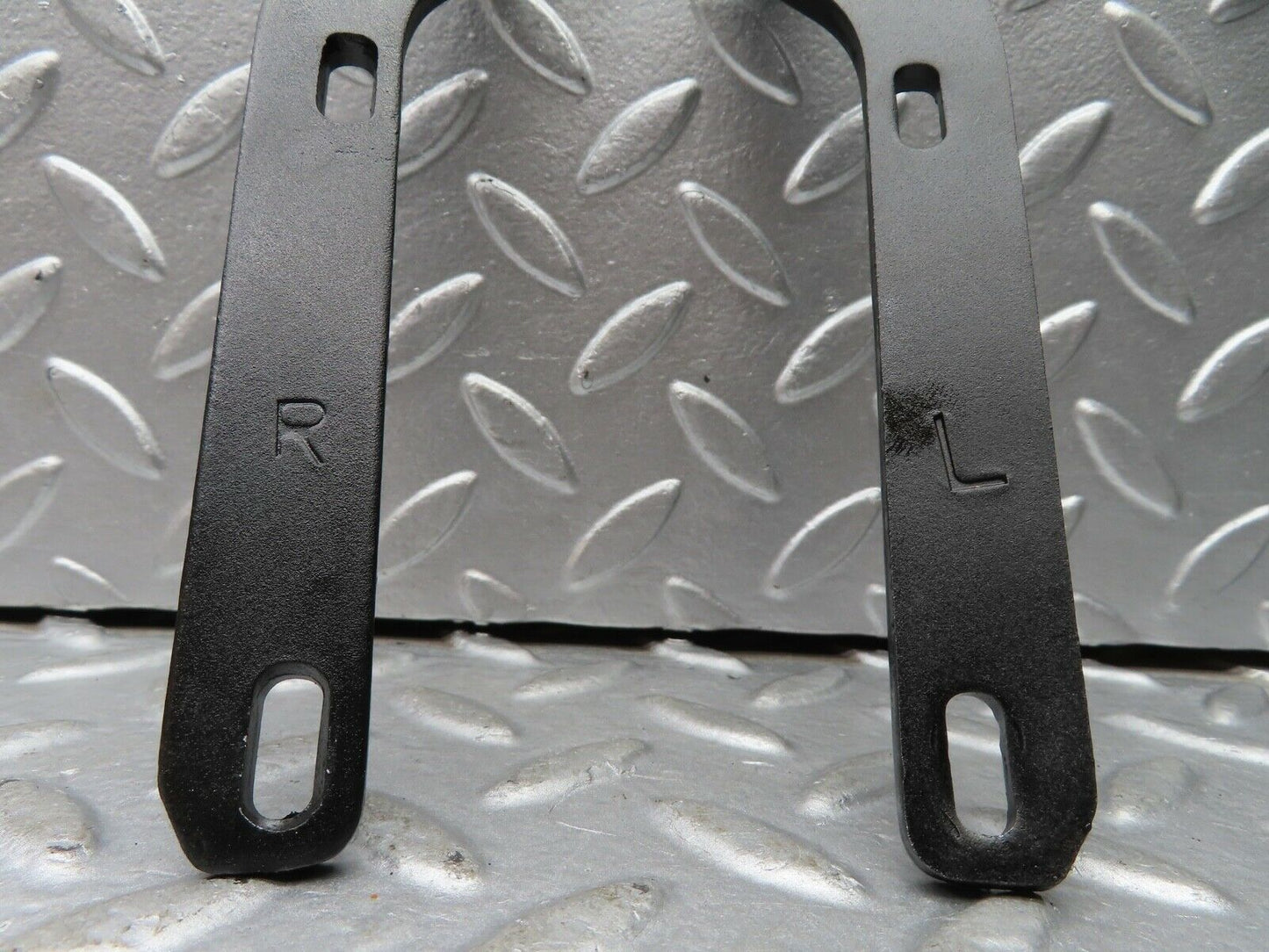 20946 Mercedes-Benz W114 250CE Coupe Bonnet Hinge Support Pair