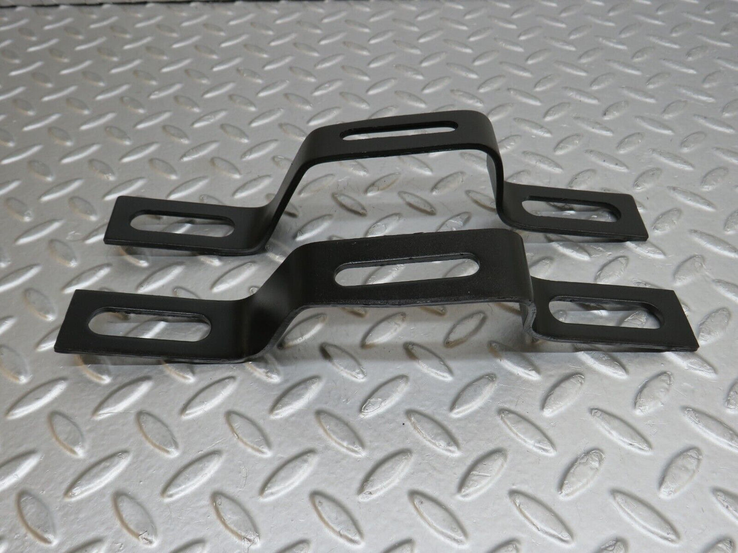 35682 Mercedes-Benz R107 280SL Front Bumper Bracket