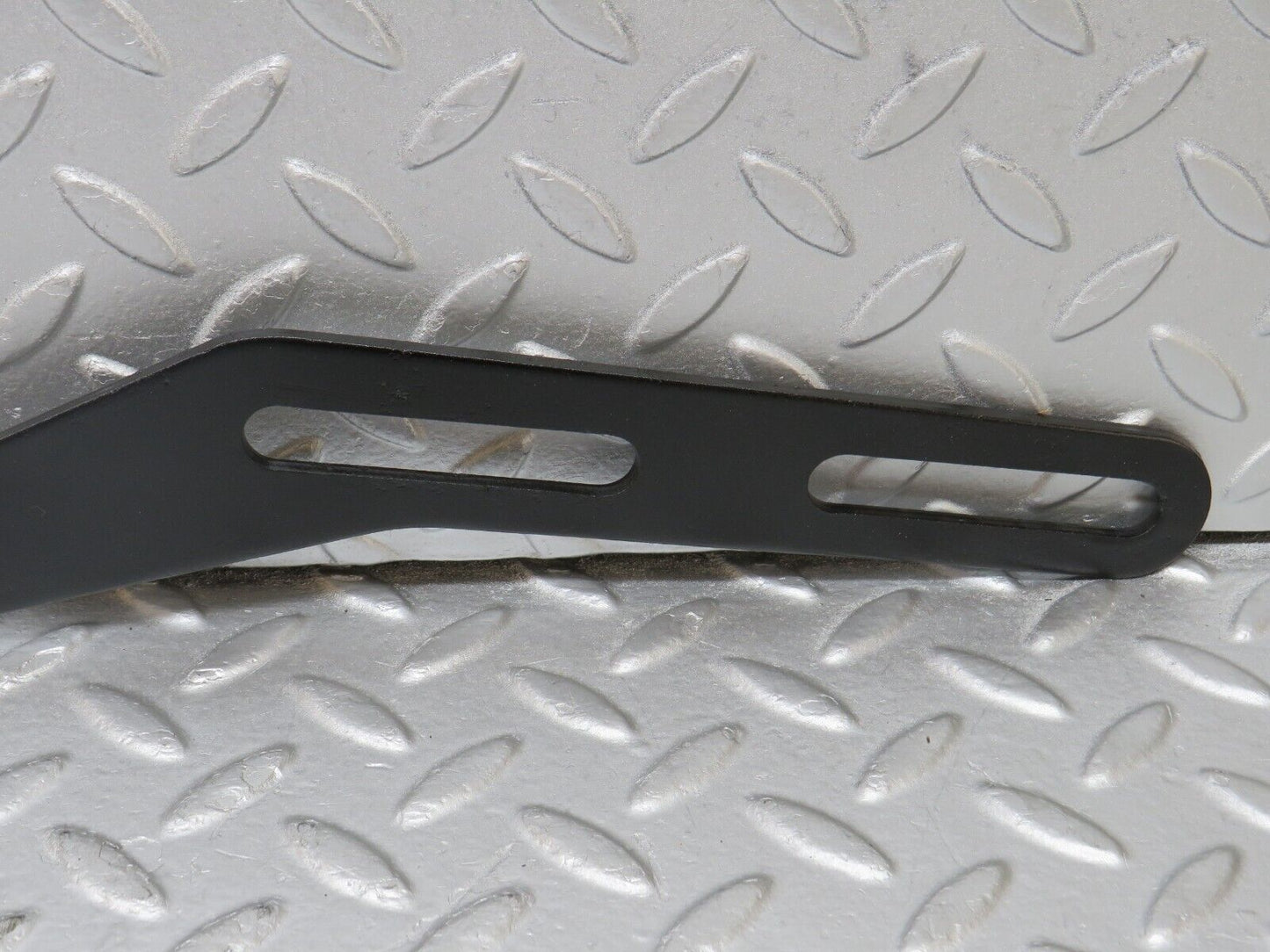 36135 Mercedes-Benz W126 420SE Exhaust Bracket
