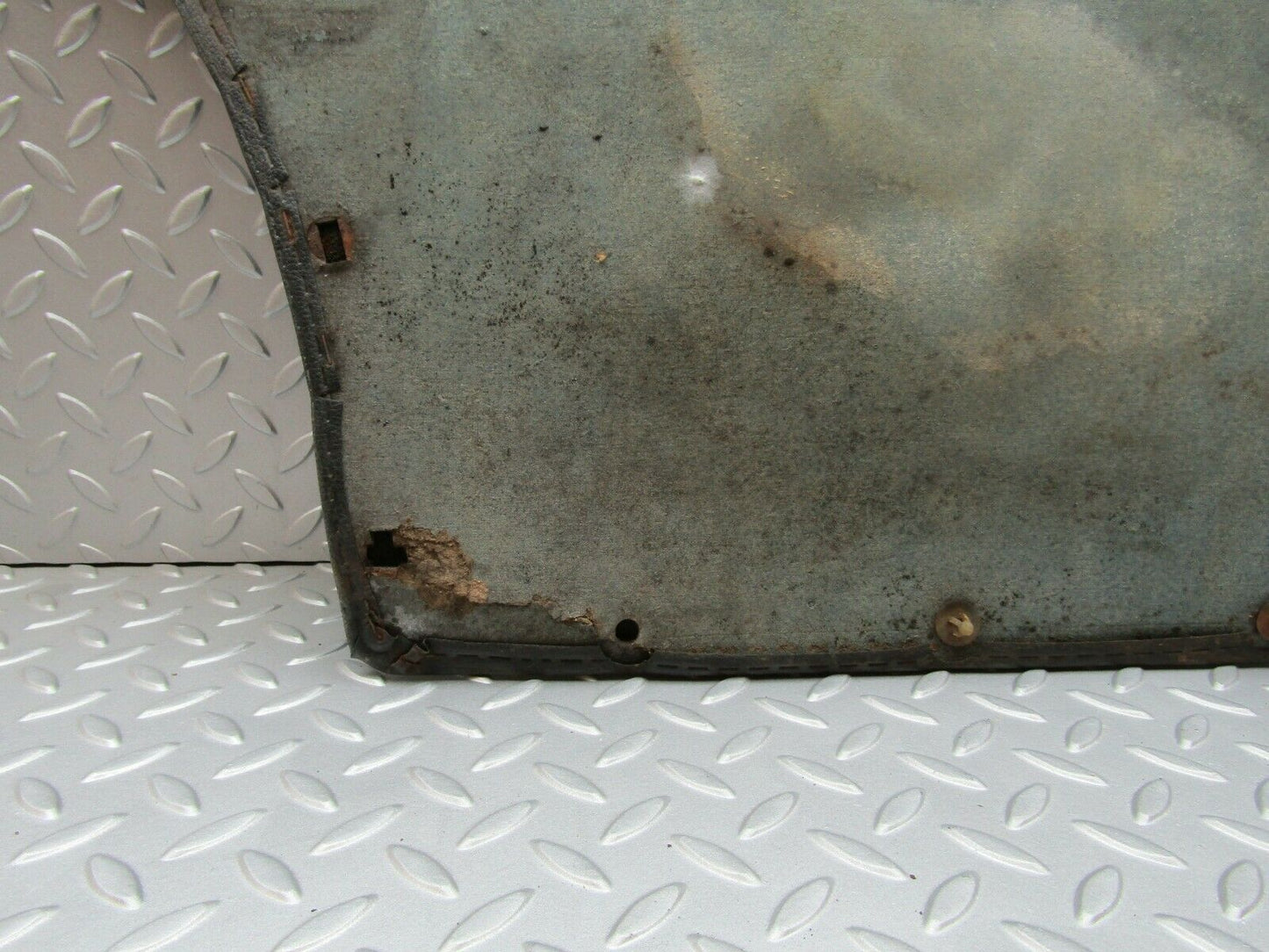 3267 Mercedes-Benz W115 220D Rear Right Door Card Black