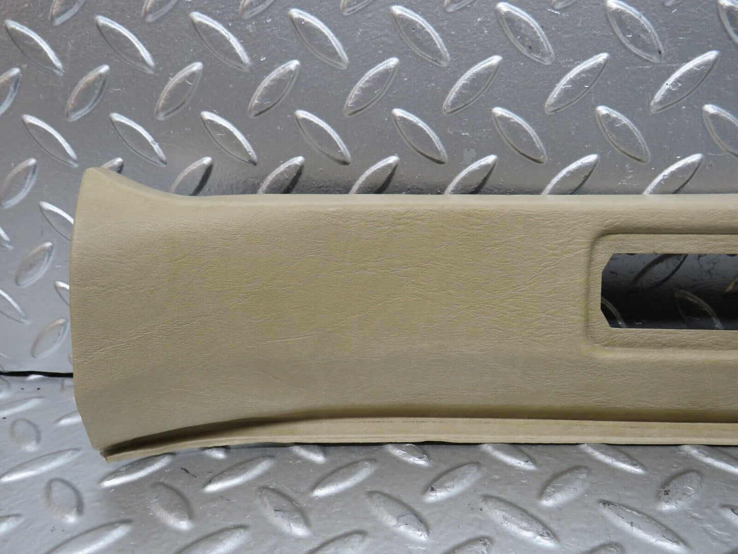 27535 Mercedes-Benz S124 300TE Wagon D Pillar Cover Right Side Beige 124692068