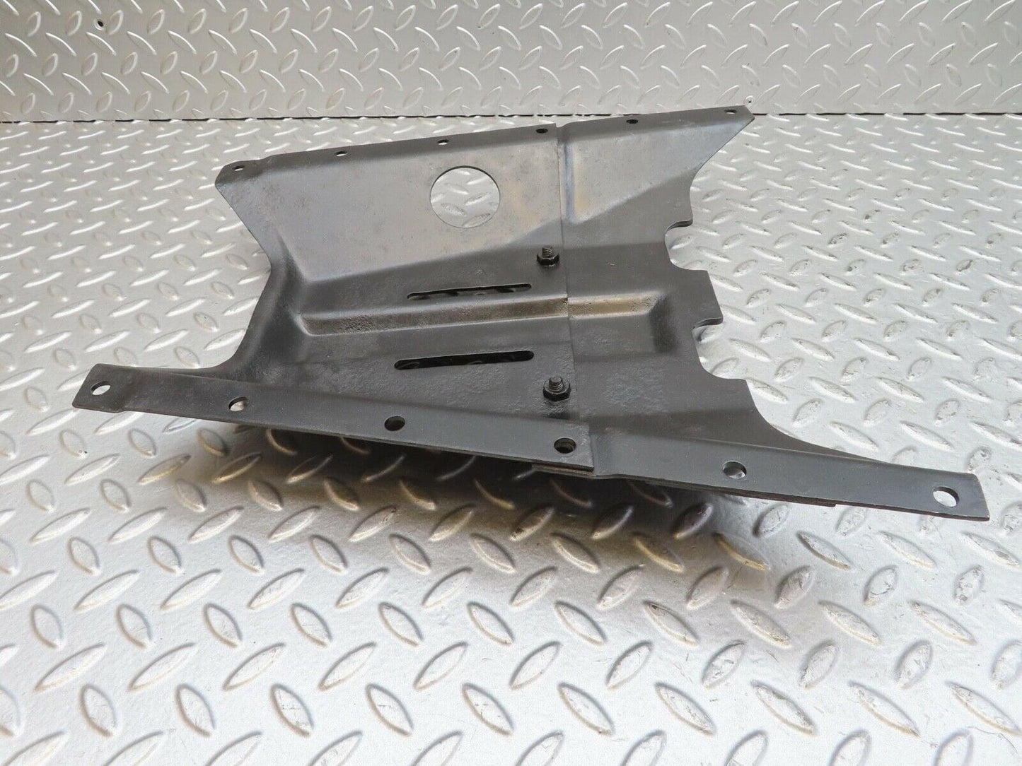 13776 Mercedes-Benz R107 450SL Gearbox Mount Bracket