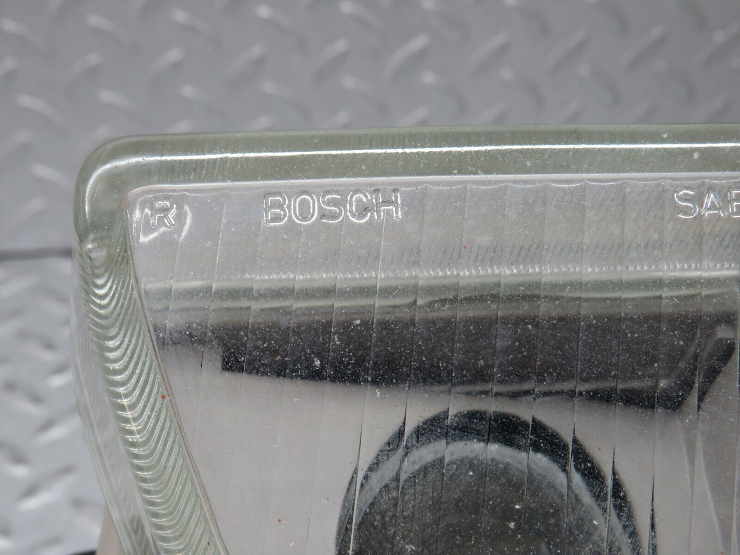 38464 Mercedes-Benz R129 280SL Coupe Front Right Fog Light Bosch 0305120002 1298200256 1305621246