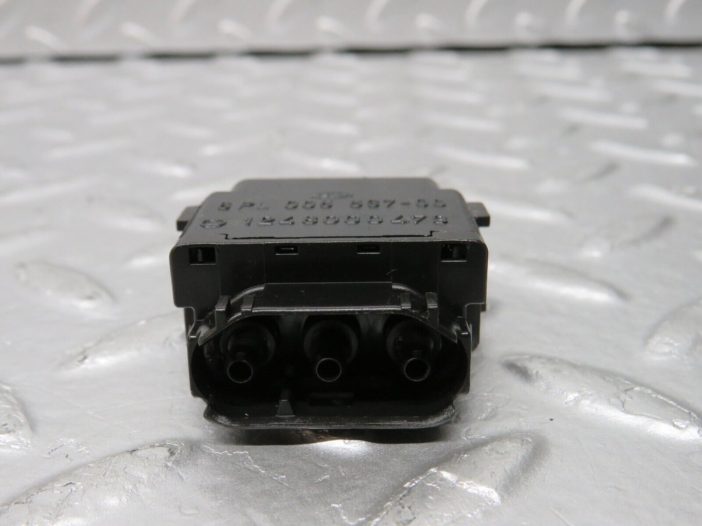 31616 Mercedes-Benz W201 190LE Headlight Level Switch 1248000473