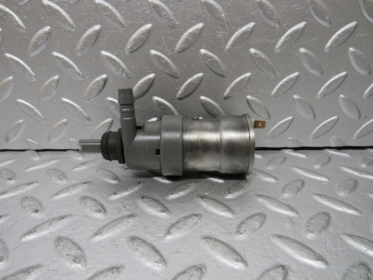30131 Porsche 924 Windscreen Washer Pump Hella
