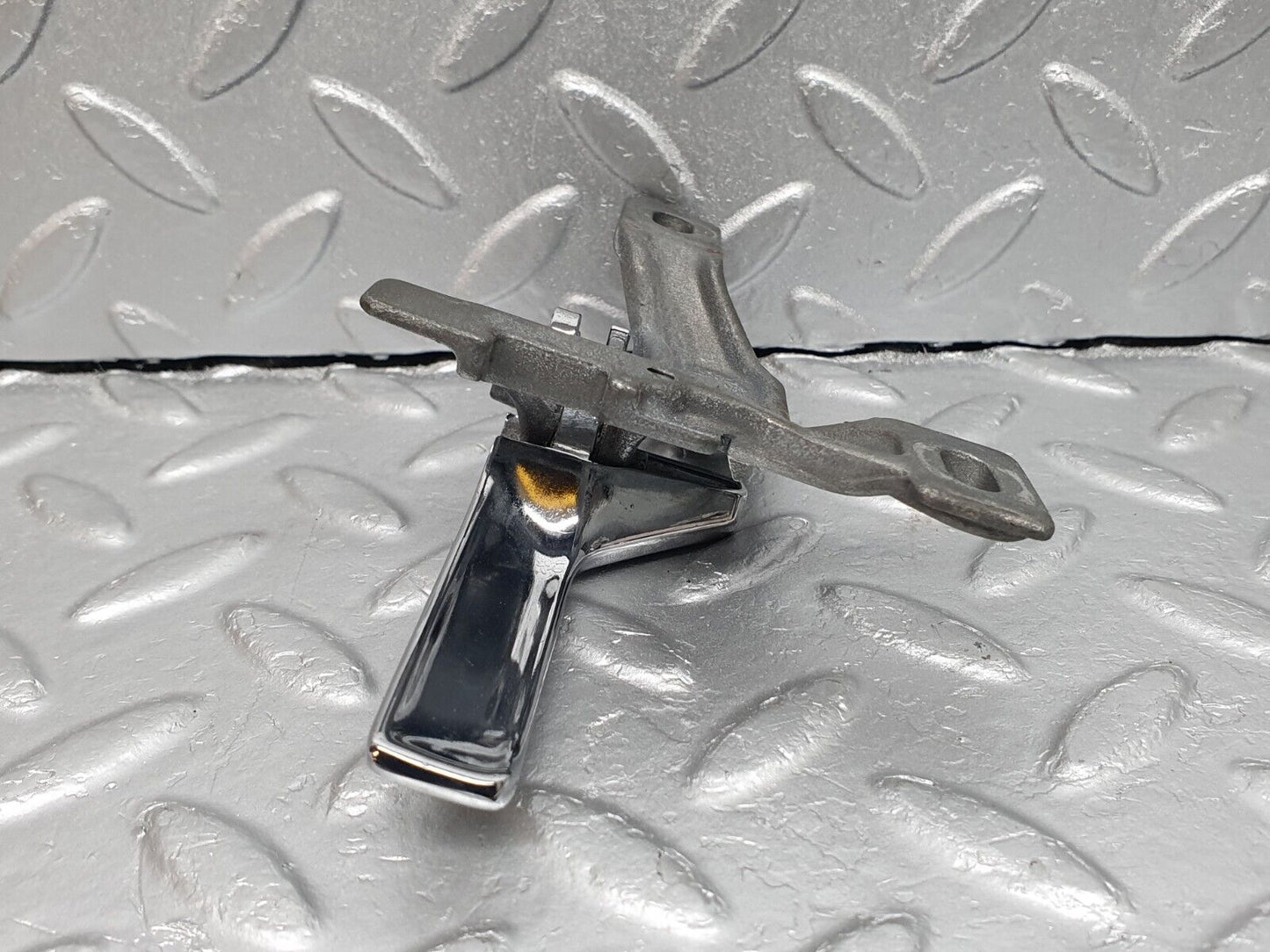 40900 Mercedes-Benz W126 300SE Right Interior Door Handle