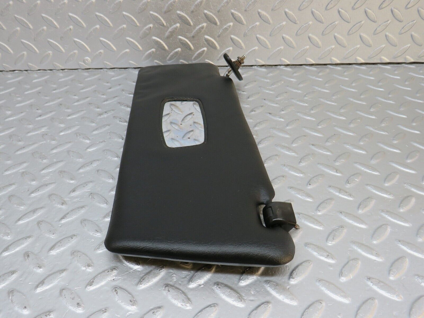 40565 Mercedes-Benz W123 300D Sun Visor Left Black