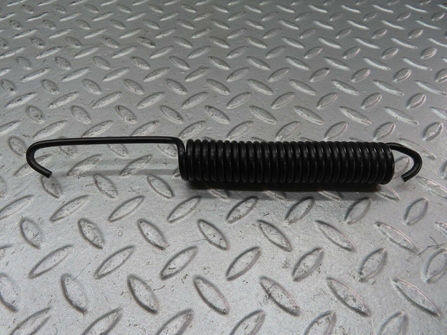 13885 Mercedes-Benz C107 280SLC Bonnet Hinge Spring