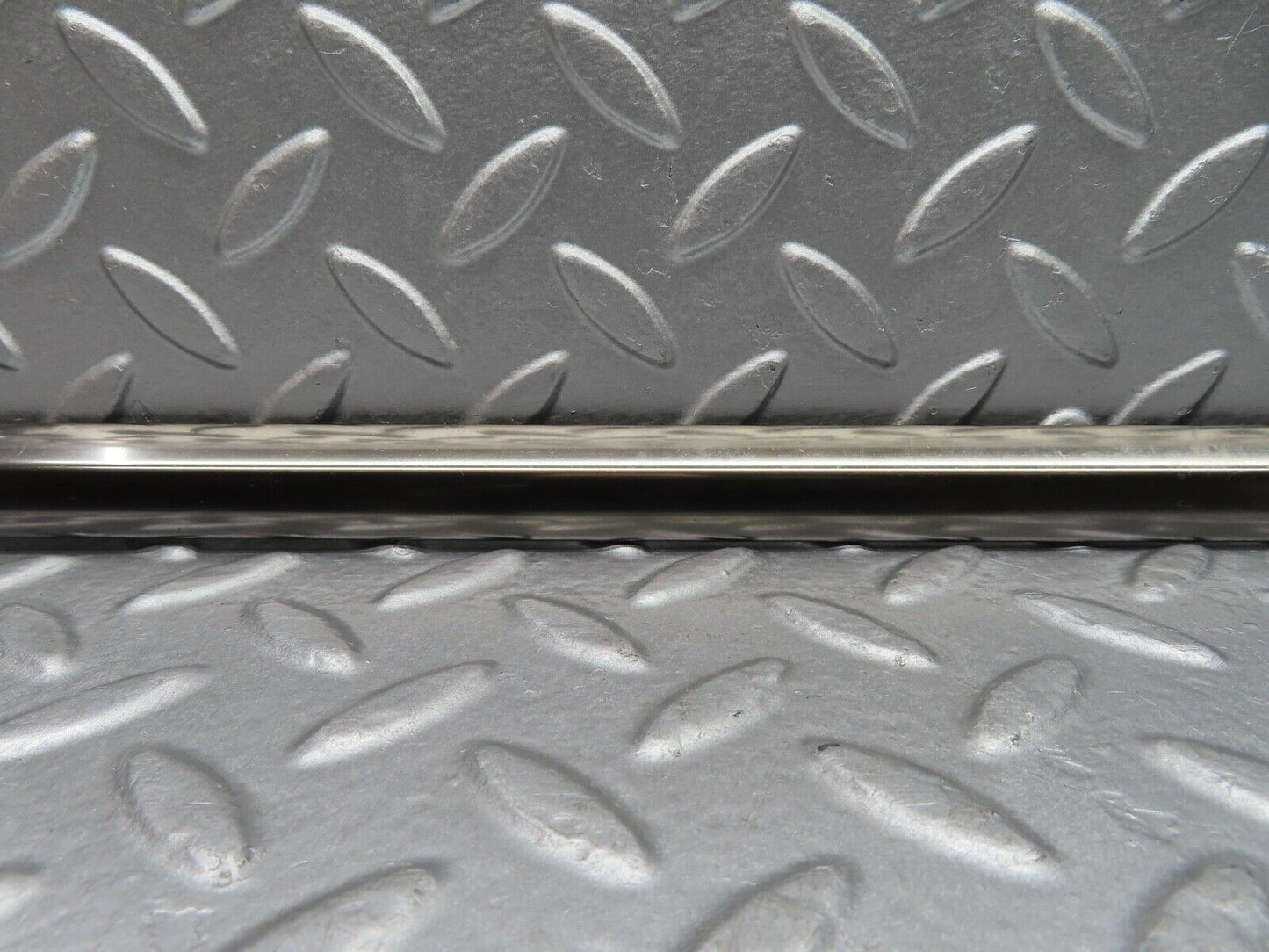 20162 Mercedes-Benz R129 300SL Coupe Left Door Chrome Moulding Trim