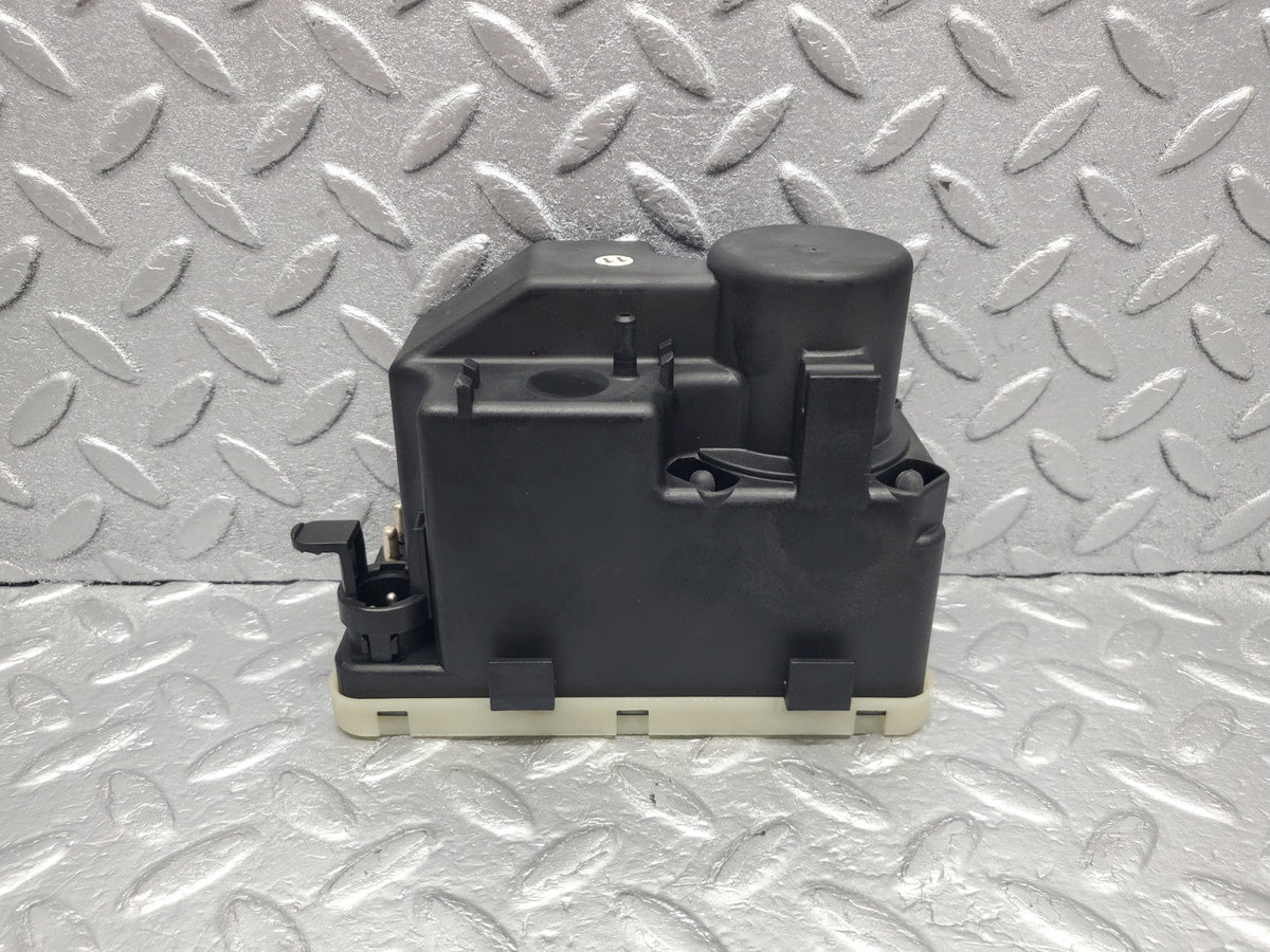 W201 Baby Benz central locking pump used OEM