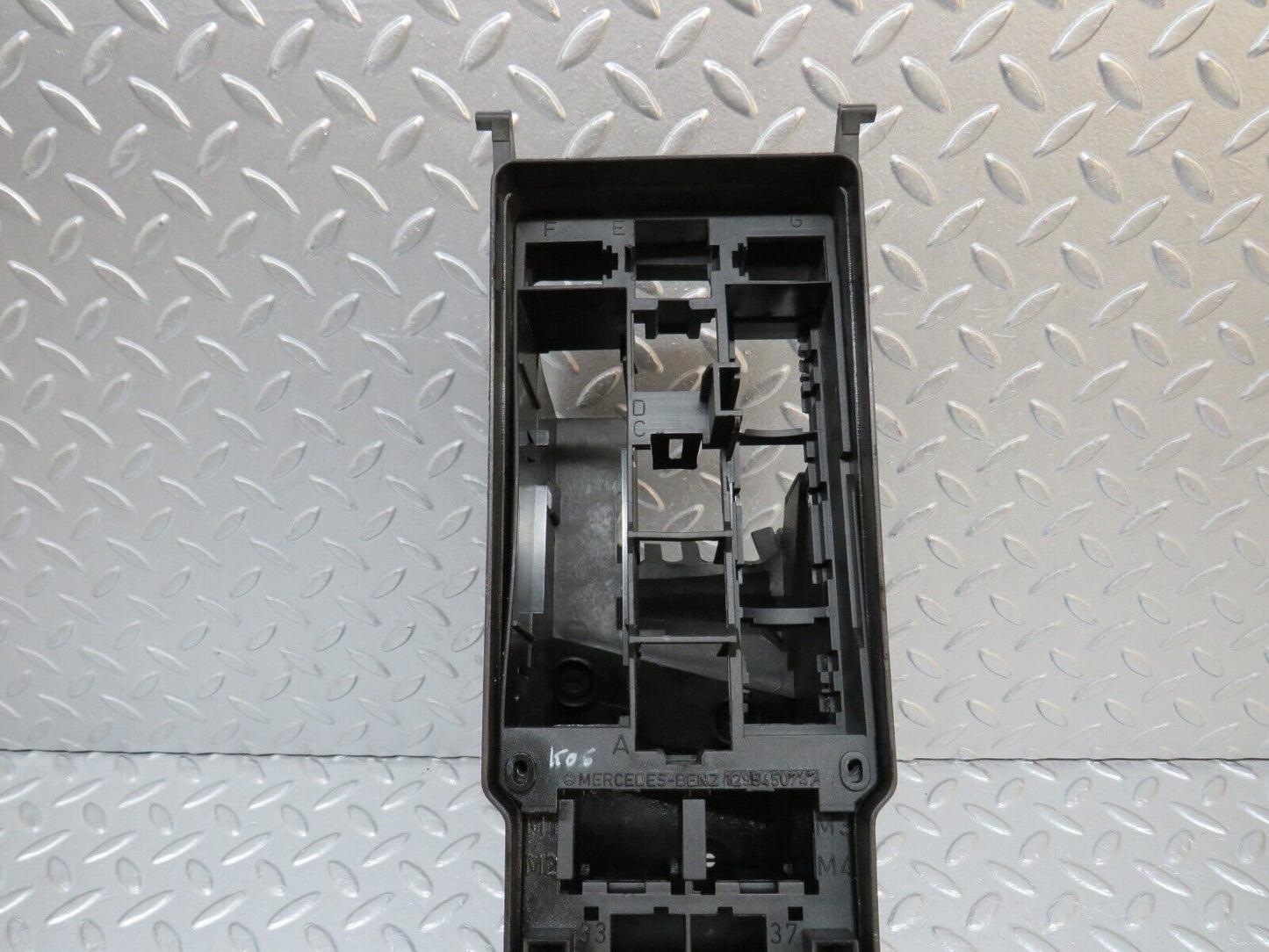 39353 Mercedes-Benz R129 320SL Coupe Fuse Box Housing 1295401150 1295450403 1295450747
