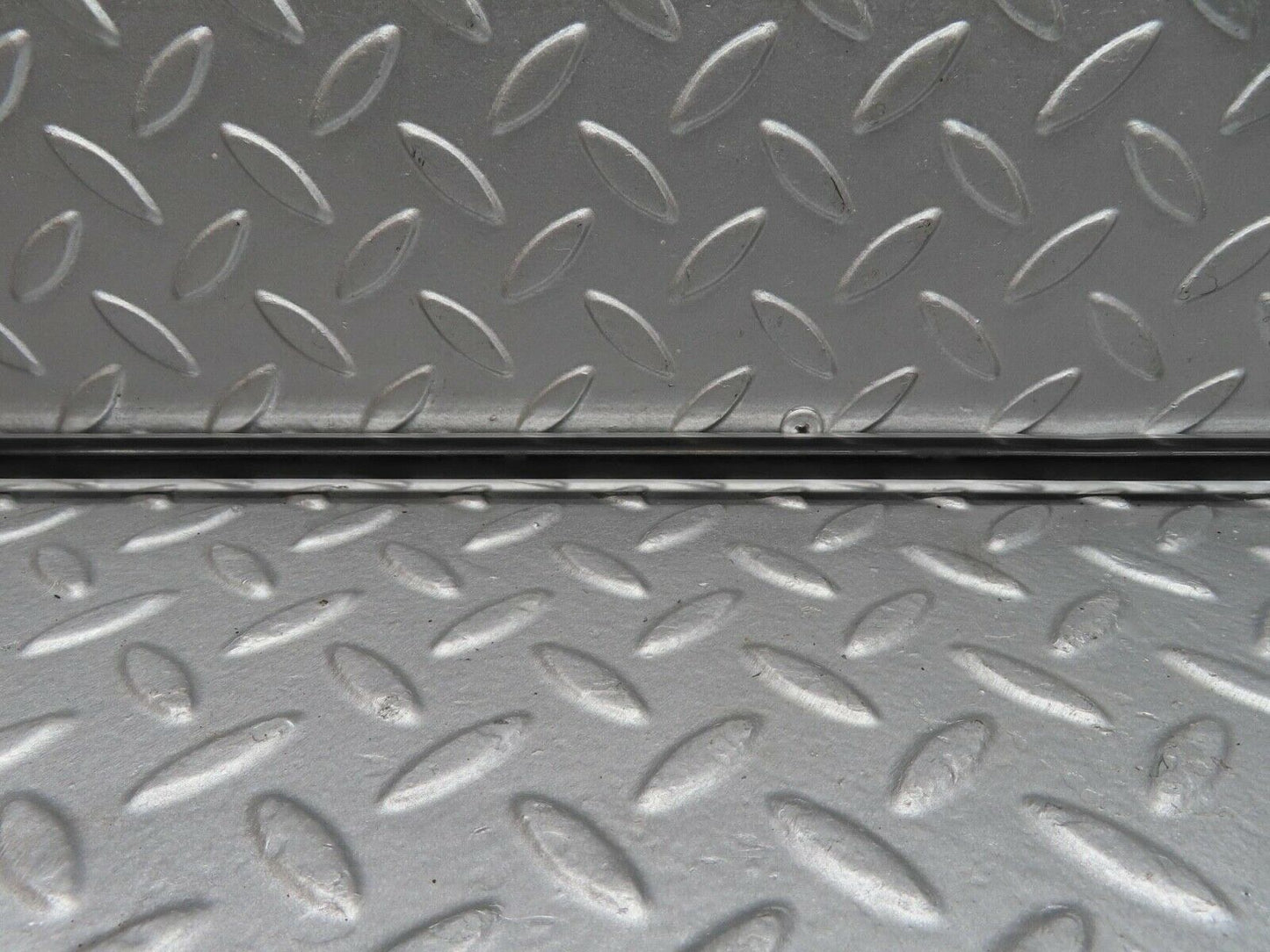 12941 Mercedes-Benz W111 220SE Rear Right Door Centre Moulding Trim