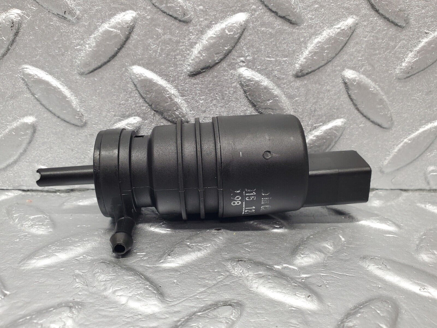 46830 Mercedes-Benz R129 320SL Coupe Windscreen Washer Pump
