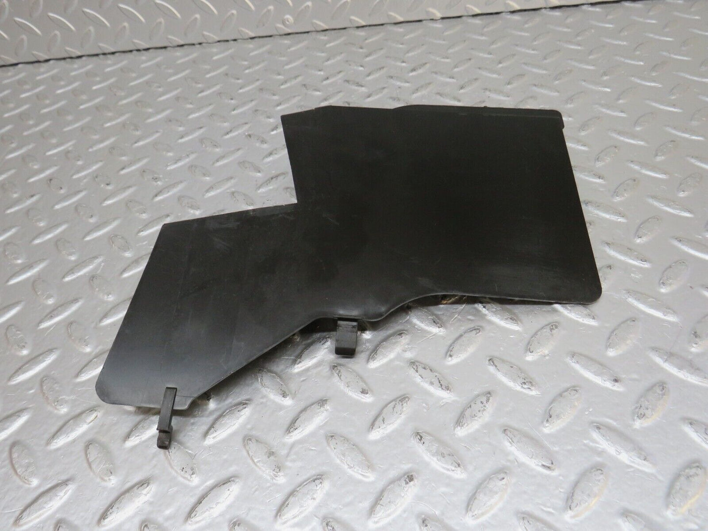 33516 Mercedes-Benz W202 C180 Trunk Boot Cable Cover 2x 2028210314 2028210414