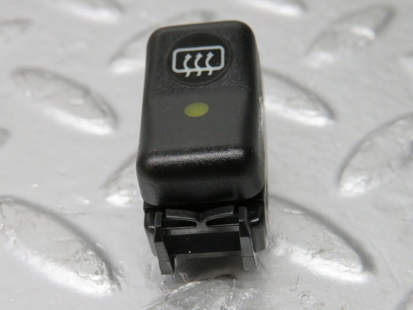 29542 Mercedes-Benz W124 230E Rear Windscreen Defroster Switch 1248201010