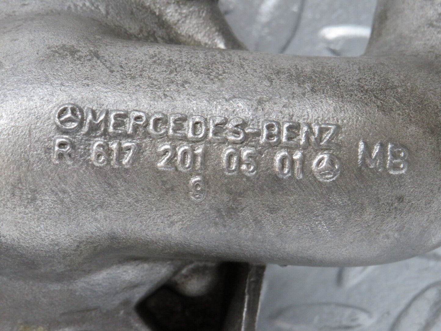 40650 Mercedes-Benz W123 300D Water Pump Housing 6172010501