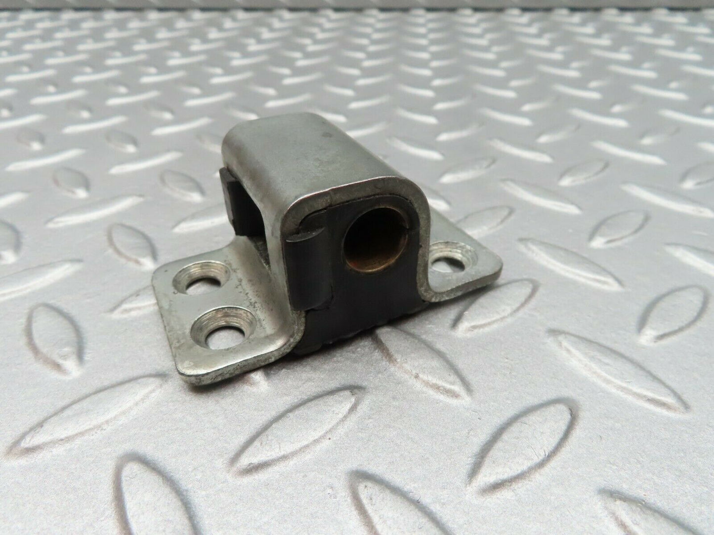 3724 Mercedes-Benz S123 200T Wagon Door Lock Latch Left Side
