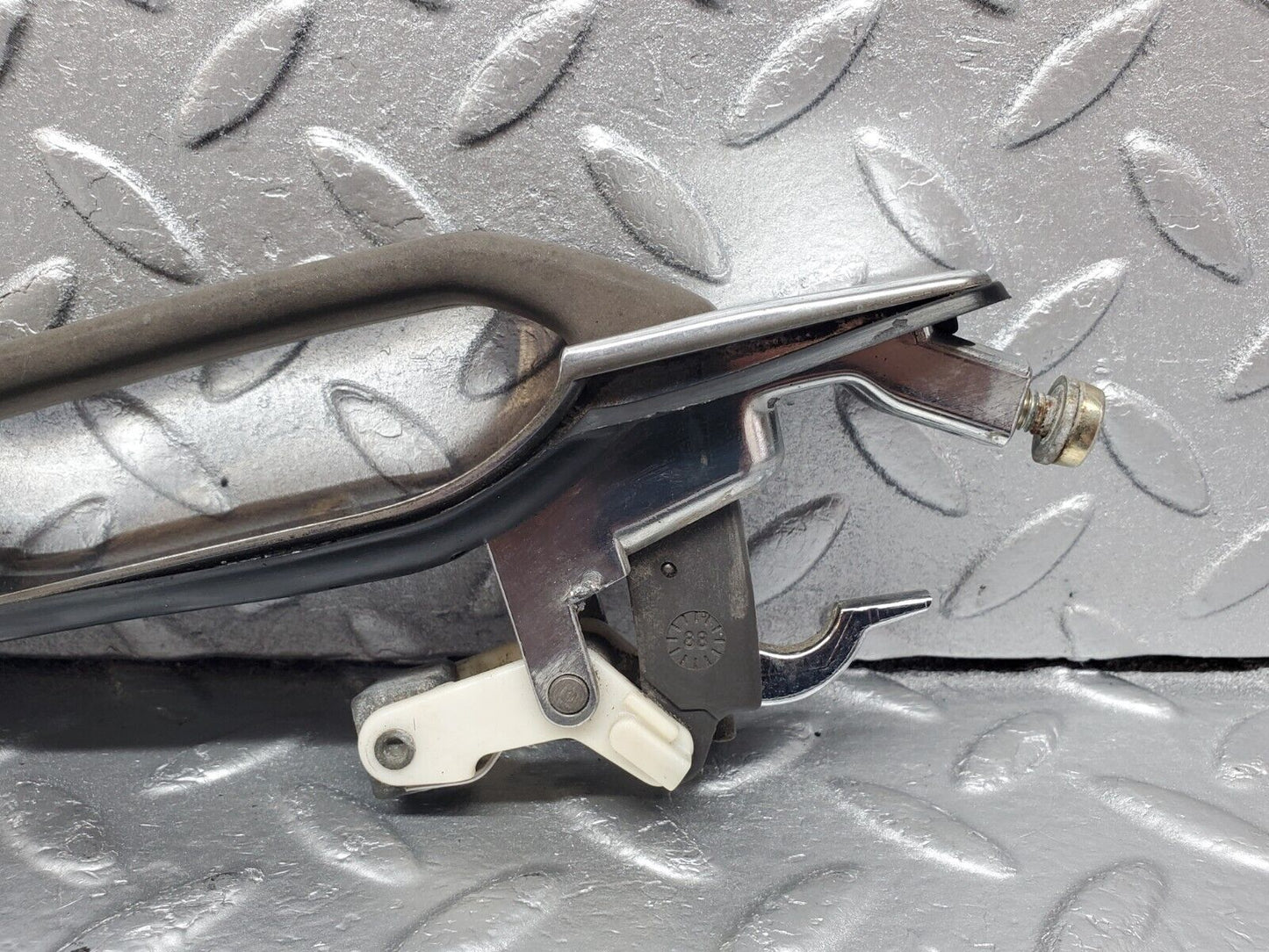 45646 Mercedes-Benz W126 420SE Rear Right Door Exterior Handle 1267600059