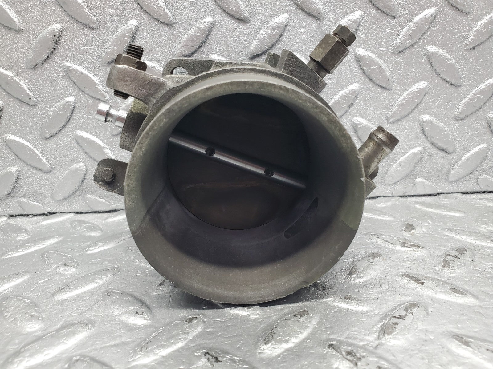 W112 throttle body valve used OEM