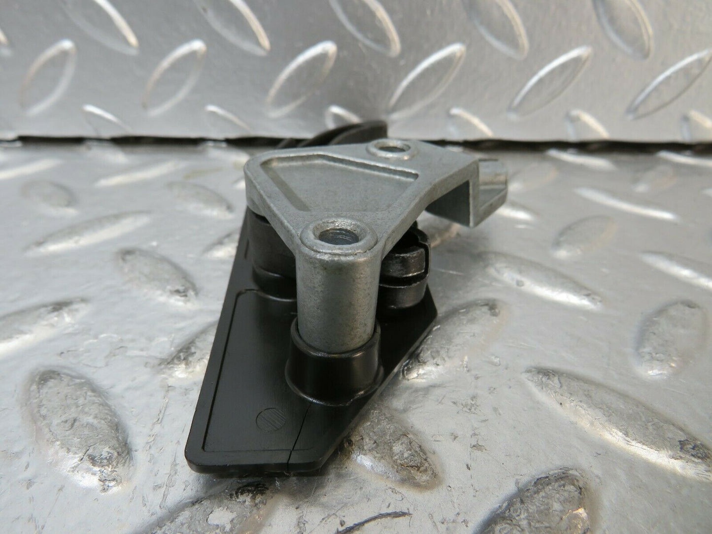 23356 Mercedes-Benz W116 350SE Bonnet Release Handle 1168800059