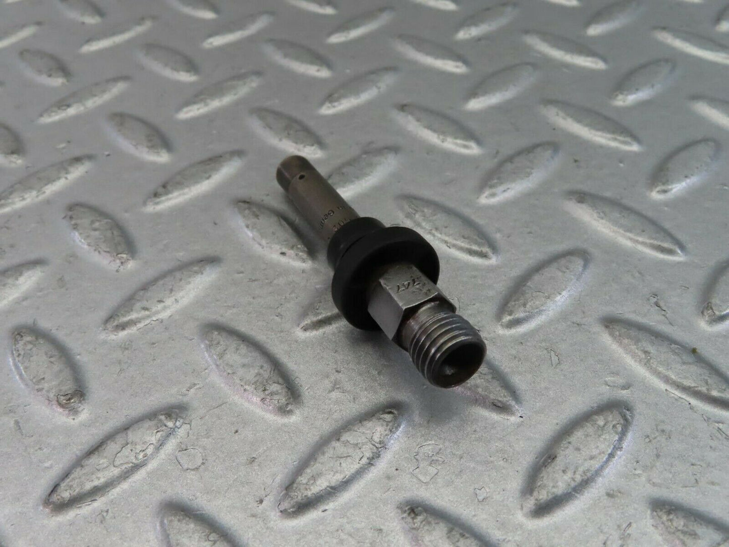 9460 Mercedes-Benz C124 300CE Coupe Fuel Injector Bosch 0437502010