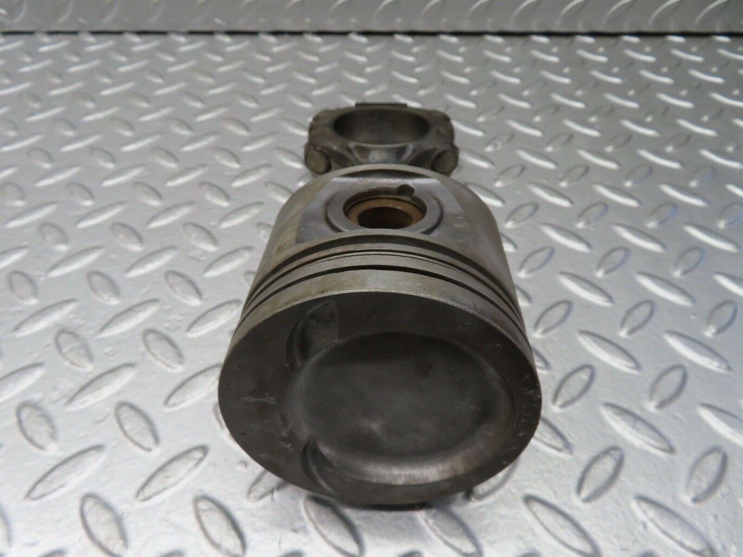 20661 Mercedes-Benz R107 450SL Piston With Connecting Rod 92.00 mm