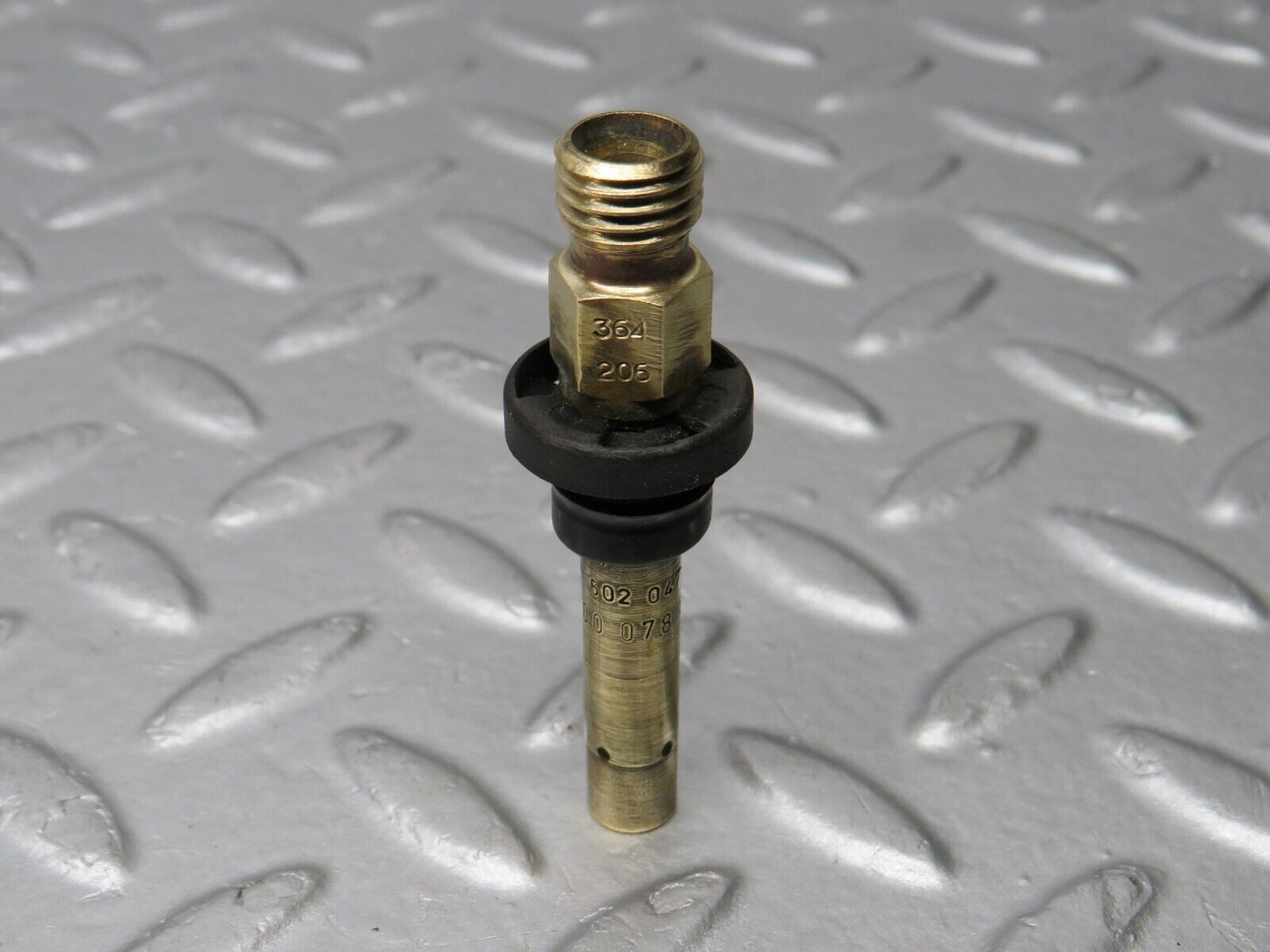 38903 Mercedes-Benz W201 190E 2.6L Fuel Injector Bosch 0000785623 0437502047