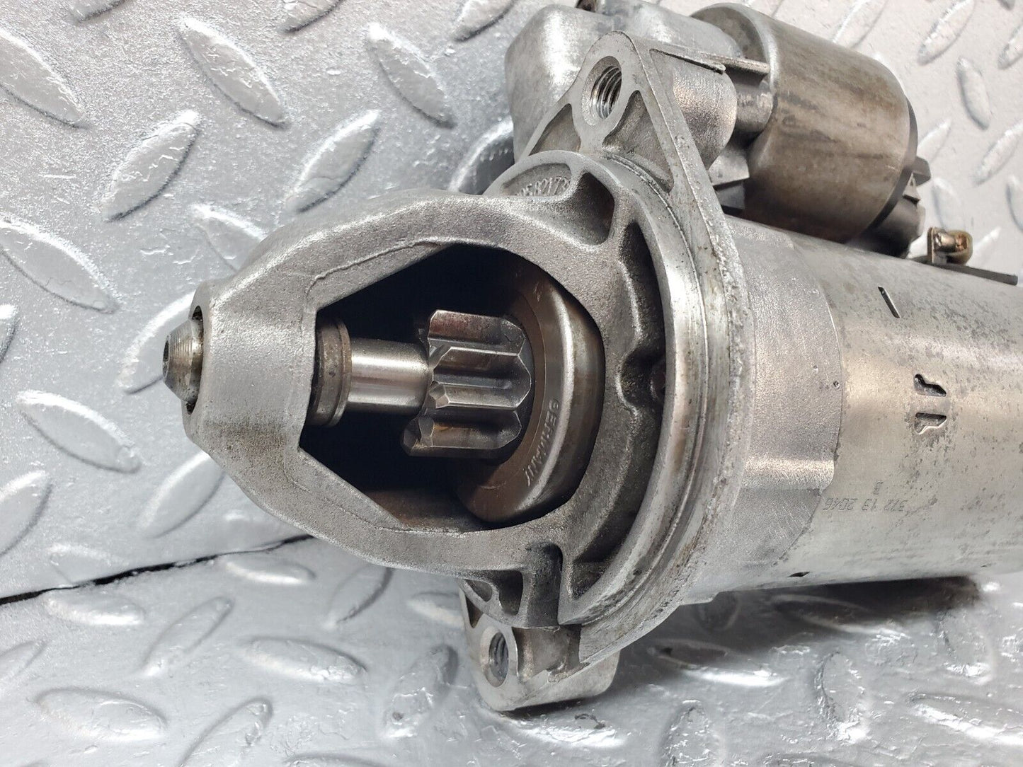 44855 Mercedes-Benz W124 220E Starter Motor Bosch 0001107037 2339304002