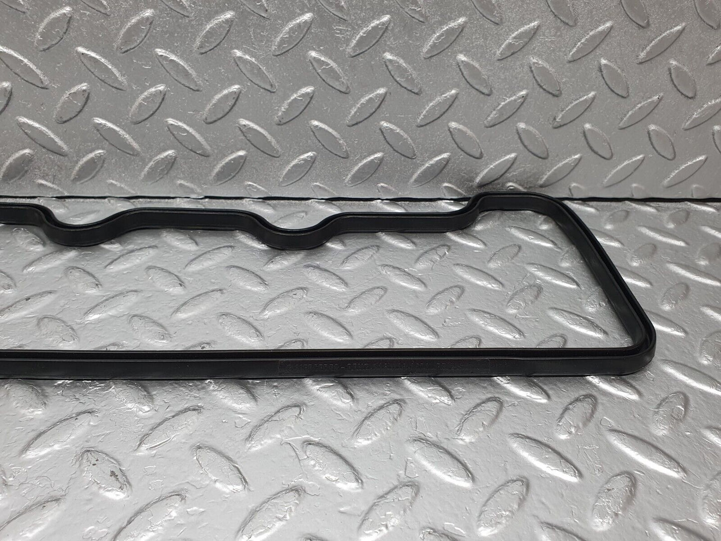 43714 Mercedes-Benz C126 380SEC Coupe Valve Cover Gasket 1160161421