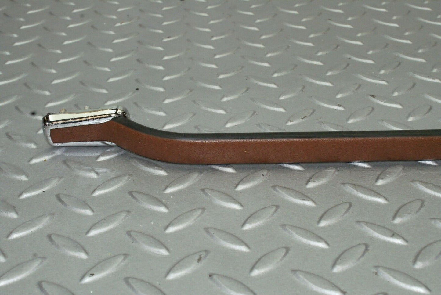 2526 Mercedes-Benz W116 350SE Interior Roof Grab Handle Front Brown