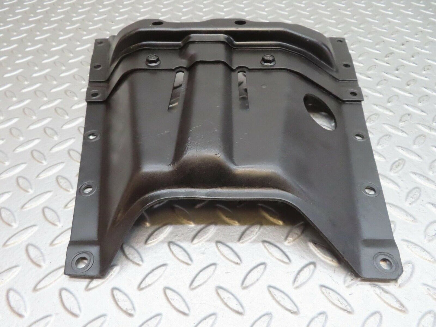 13776 Mercedes-Benz R107 450SL Gearbox Mount Bracket