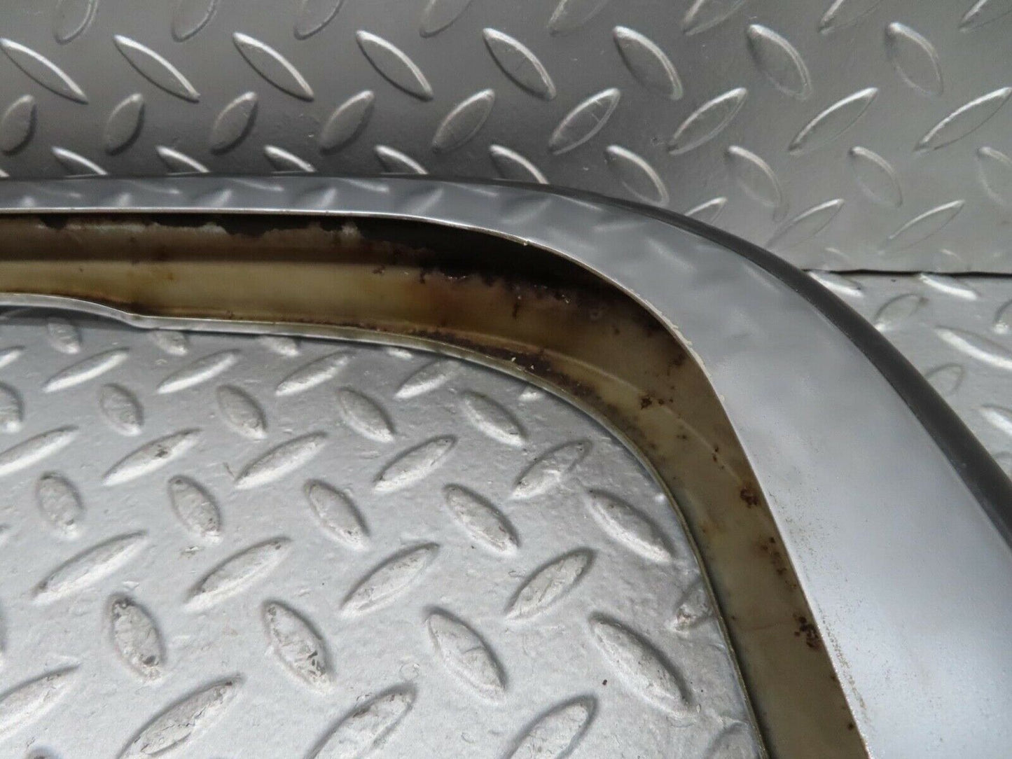 14313 Mercedes-Benz W116 350SE Rear Left Upper Bumper Chrome 1168800771