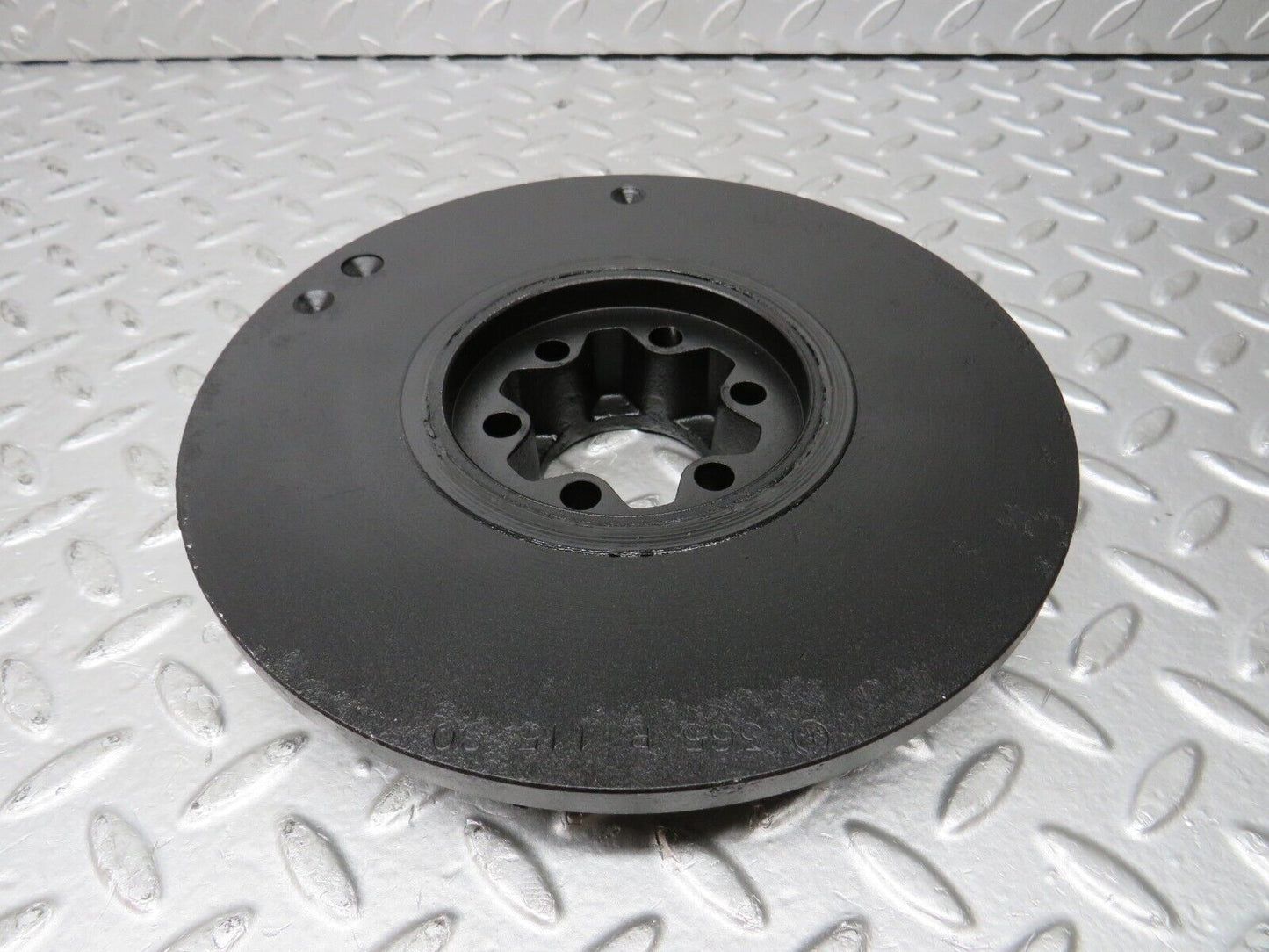 32909 Mercedes-Benz W123 300D Crankshaft Vibration Damper 365R11580