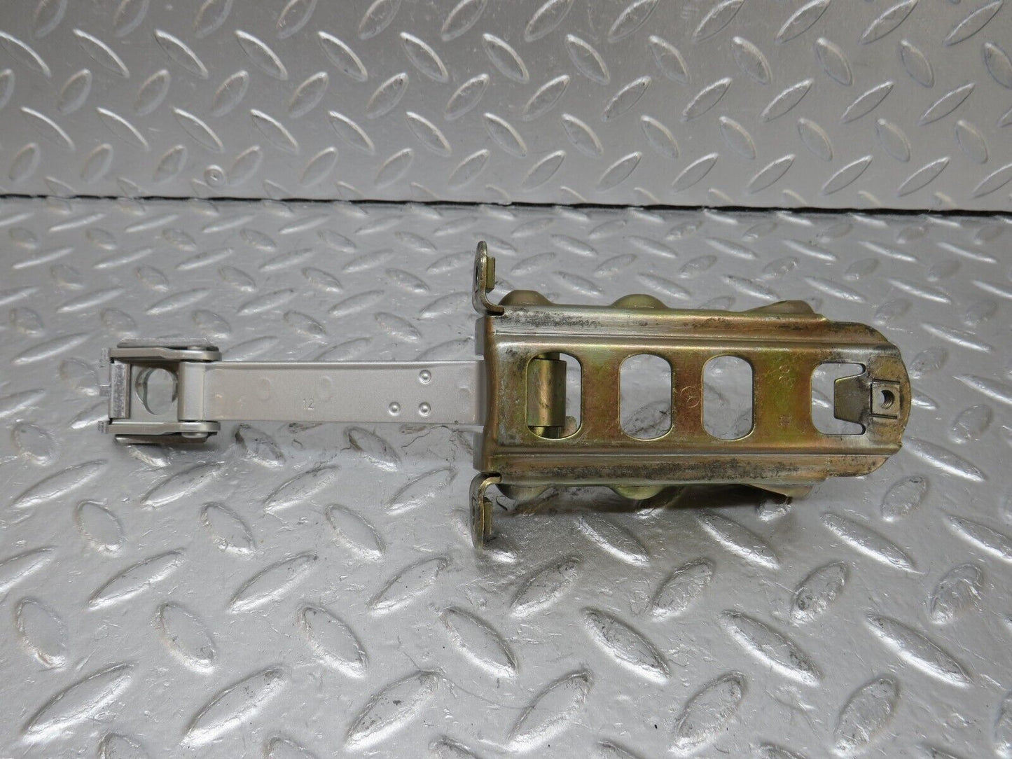 34690 Mercedes-Benz W210 320E Door Safety Check Strap