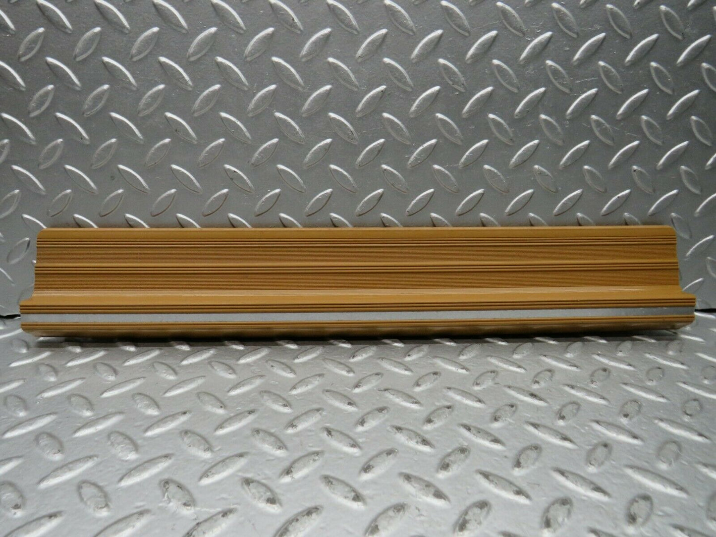 21999 Mercedes-Benz S123 280TE Wagon Rear Left Door Sill Trim Palomino