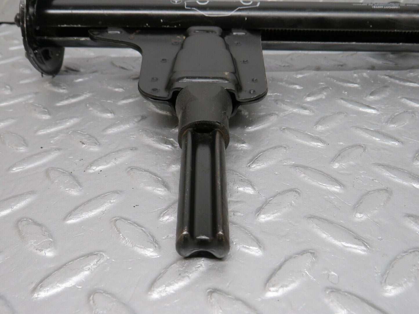 38506 Mercedes-Benz R129 280SL Coupe Car Jack 1295830015