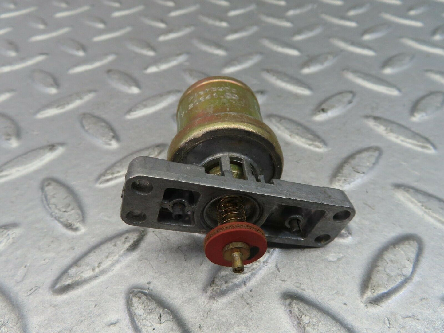 9216 Mercedes-Benz W114 Carburettor Float Chamber Ventilation Valve