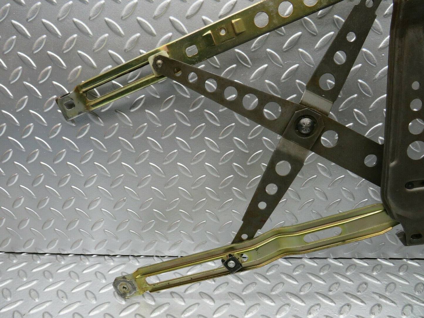 22960 Mercedes-Benz C123 230CE Coupe Front Right Manual Window Regulator