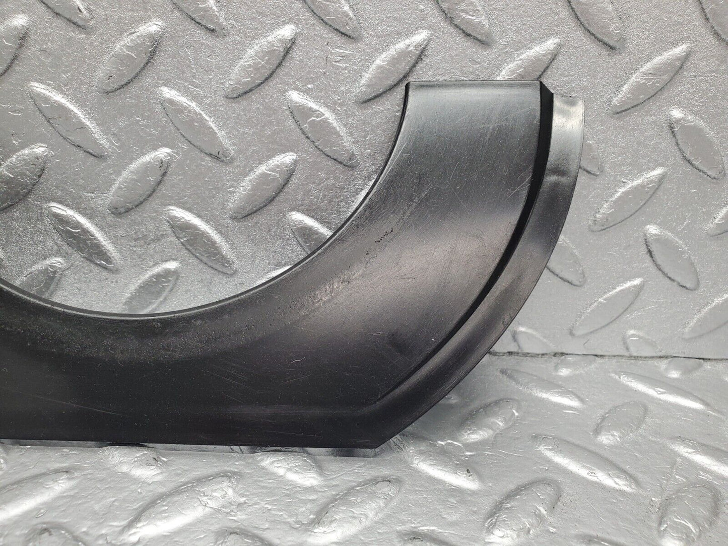 46899 Mercedes-Benz R129 320SL Coupe Windscreen Wiper Surround Trim
