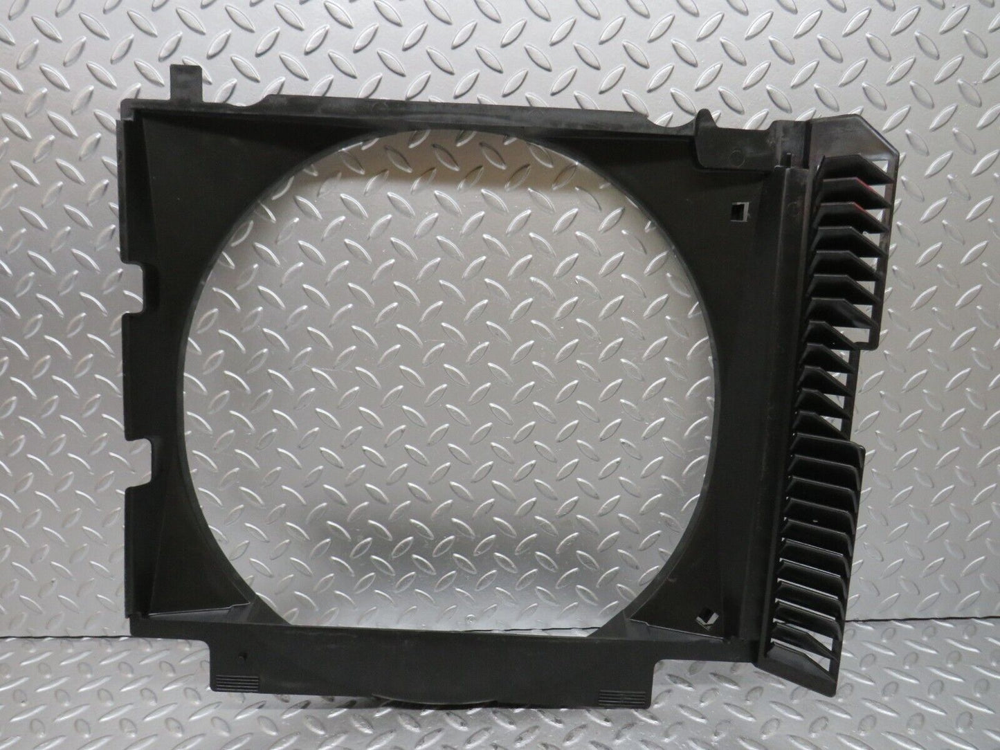 28053 Mercedes-Benz W123 280E Radiator Fan Shroud Fan Cover 1235051655
