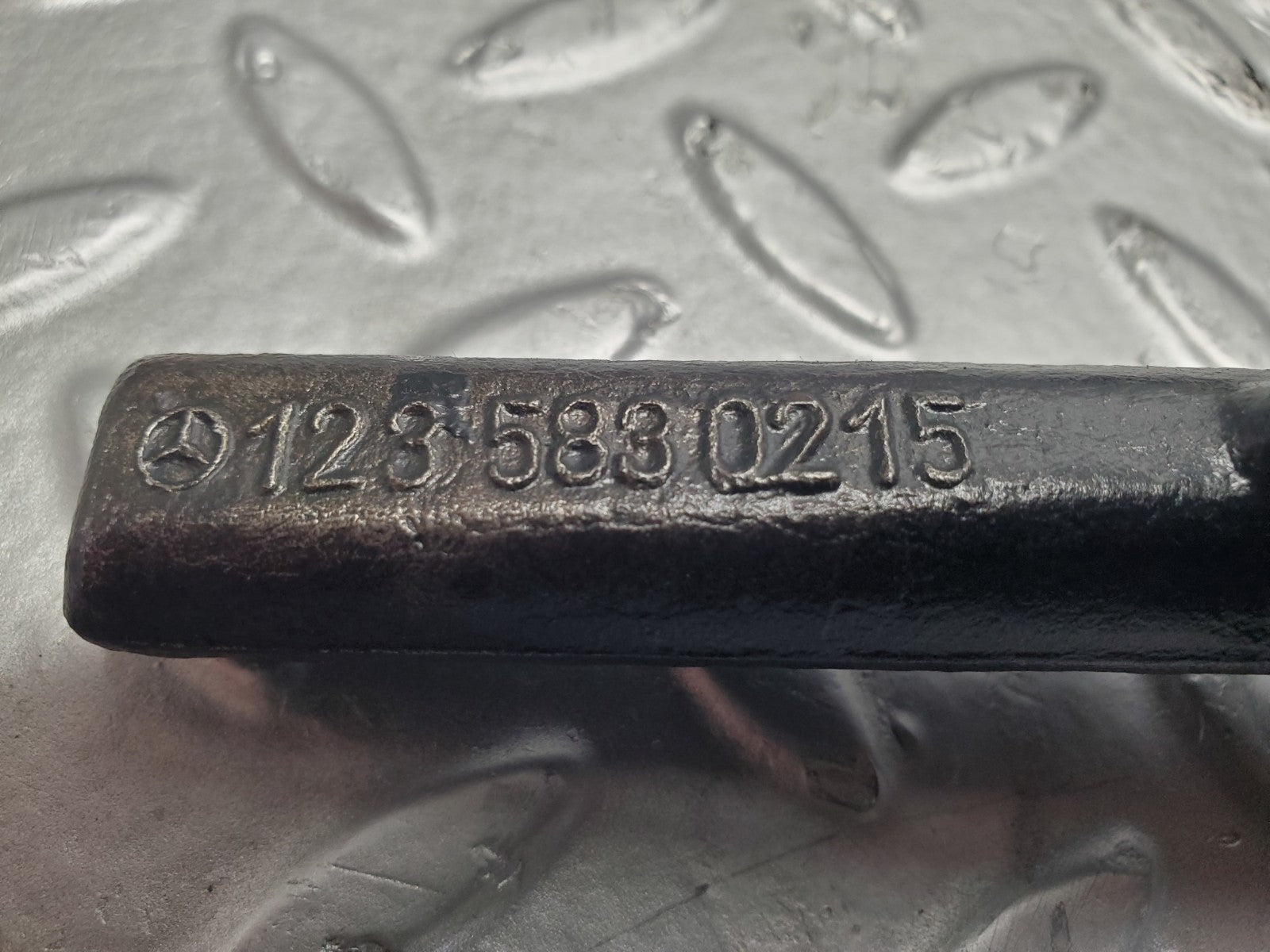 47163228