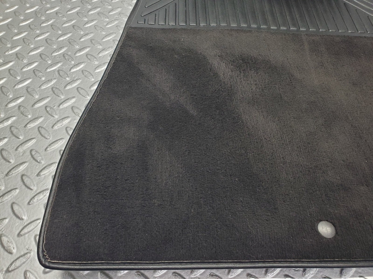 W201 Baby Benz front right floor carpet black used OEM