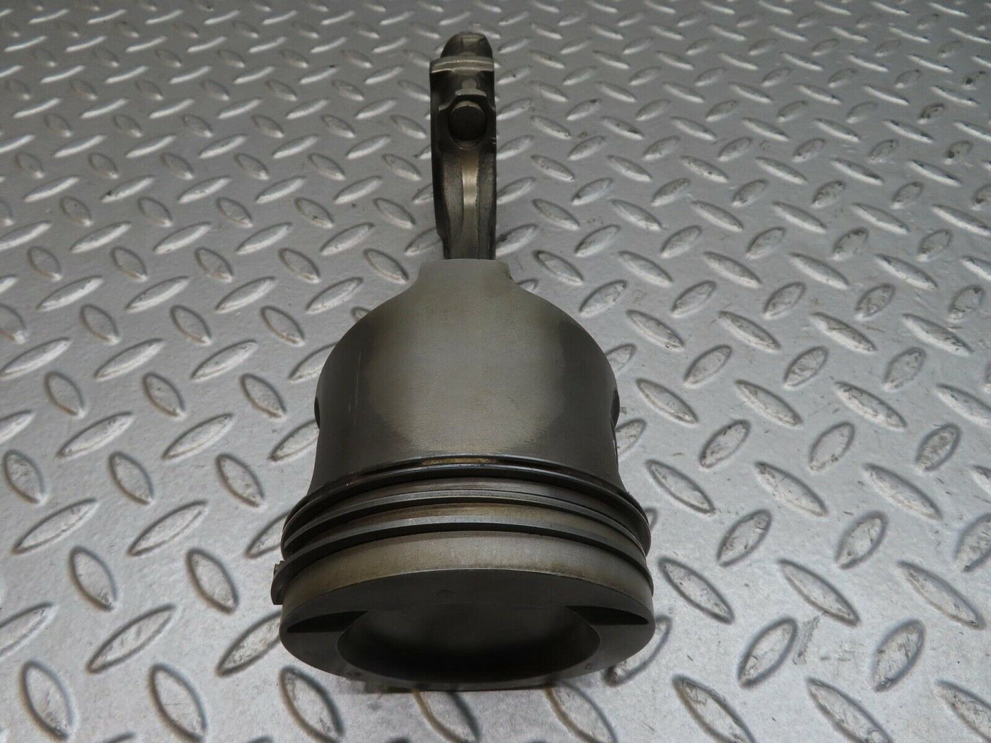 13798 Mercedes-Benz R107 450SL Piston With Connecting Rod 92mm