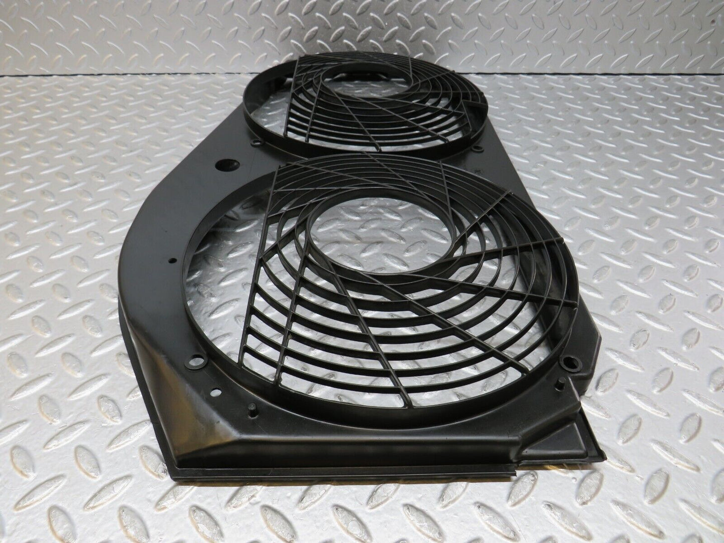 36193 Mercedes-Benz W126 420SE Radiator Fan Shroud Fan Cover 1265052355