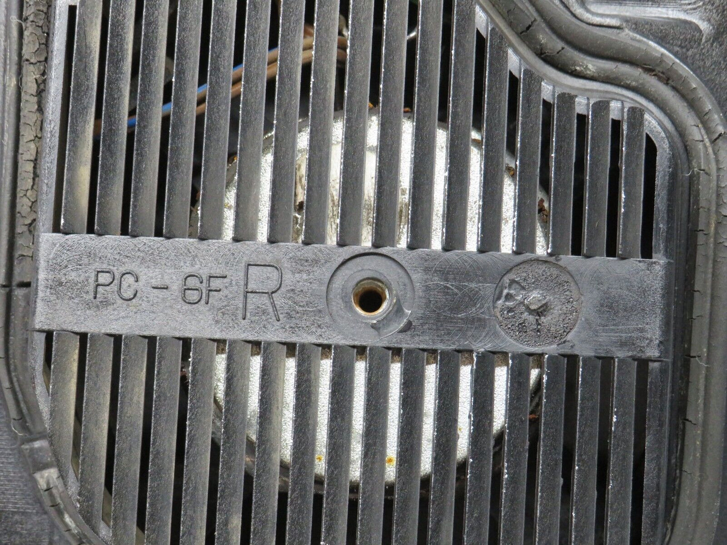 38444 Mercedes-Benz R129 280SL Coupe Right Door Speaker 1298201002