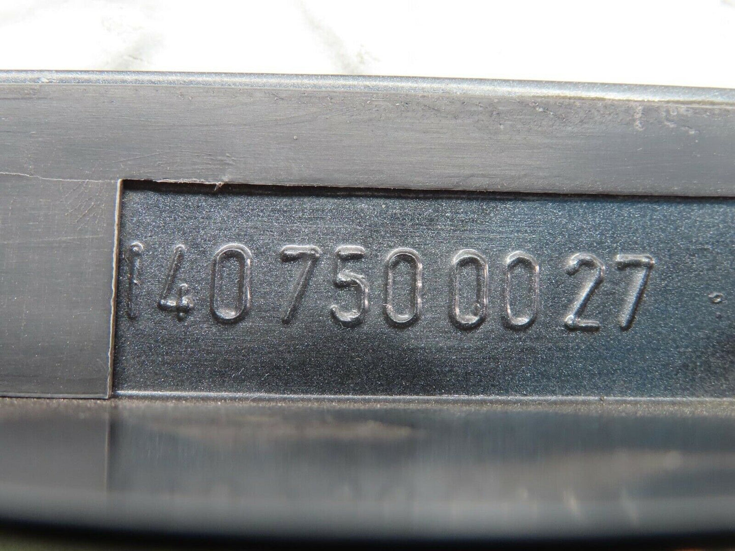 15152 Mercedes-Benz W140 S320 number Plate Light Trim 1407500027