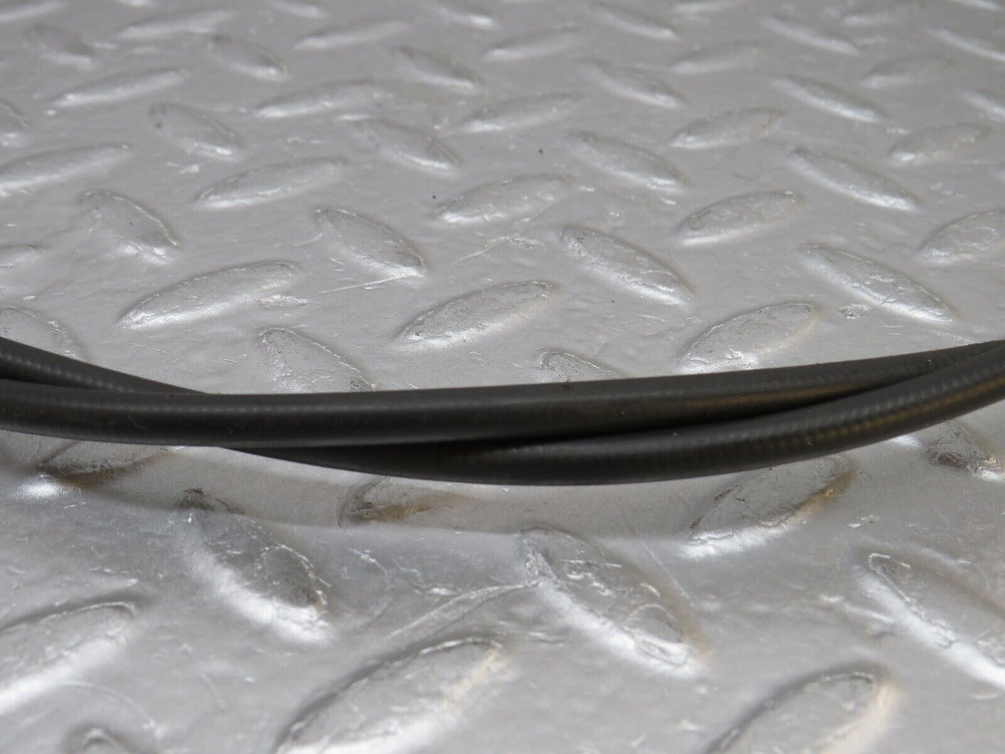 37541 Mercedes-Benz W109 300SEL Heater Hose Pipe 1098310494