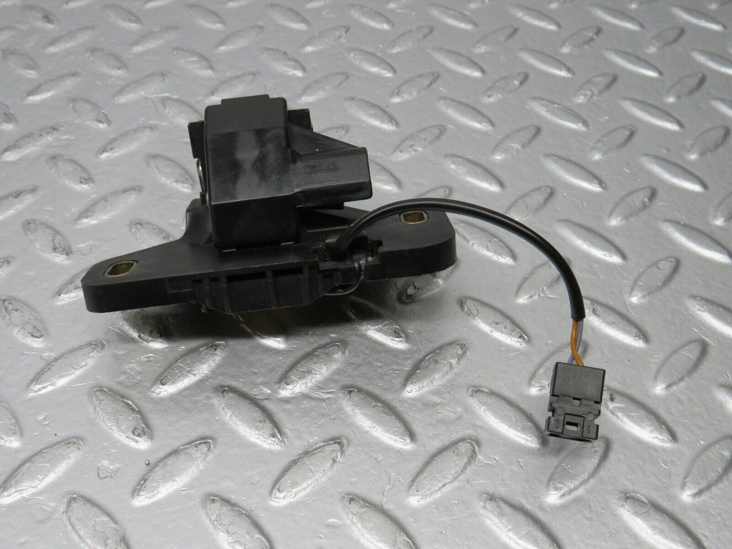 39601 Mercedes-Benz R129 320SL Coupe Trunk Lock Latch 1298201810