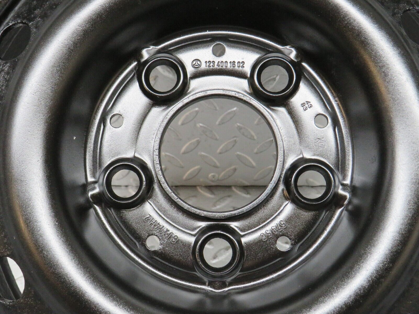 28469 Mercedes-Benz S123 240D Wagon Steel Wheel 6Jx14H2 ET30 5x112 1234001602